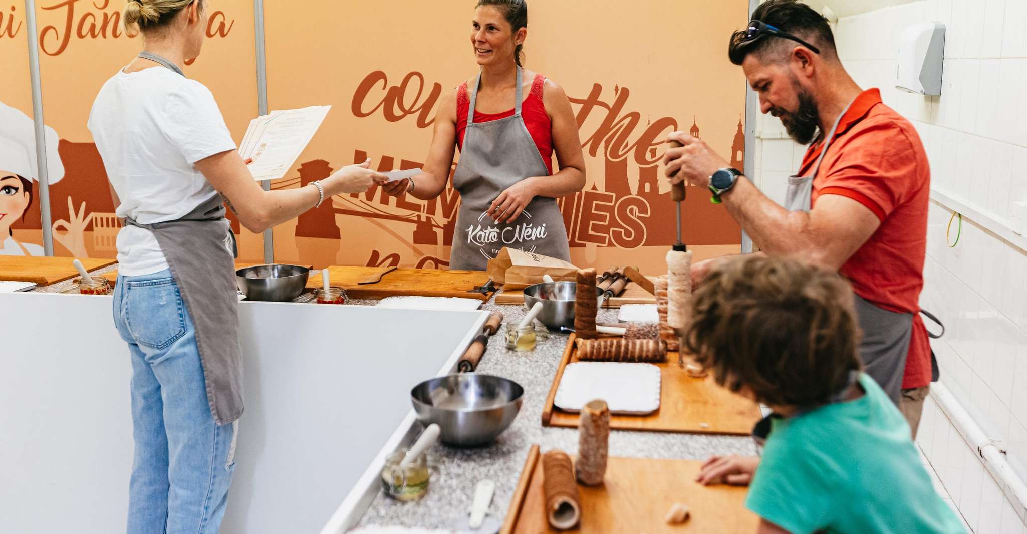 Budapest: Hungarian Chimney Cake Workshop in the City Center photo 6