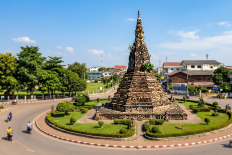 Vientiane Prefecture: City Walking Tour with Missions 4 hours walking Tour