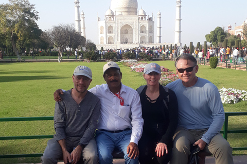 泰姬陵与阿格拉堡之旅（含标志性摄影环节）探索泰姬陵（仅限导览）