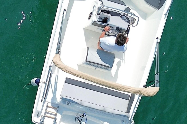 Amalfi Coast: Boat Rental Amalfi Coast: rent a boat without a licence & explore!