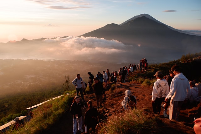 Bali: Guided Sunrise Mt Batur Hike, Cretya Pool & Alas Harum