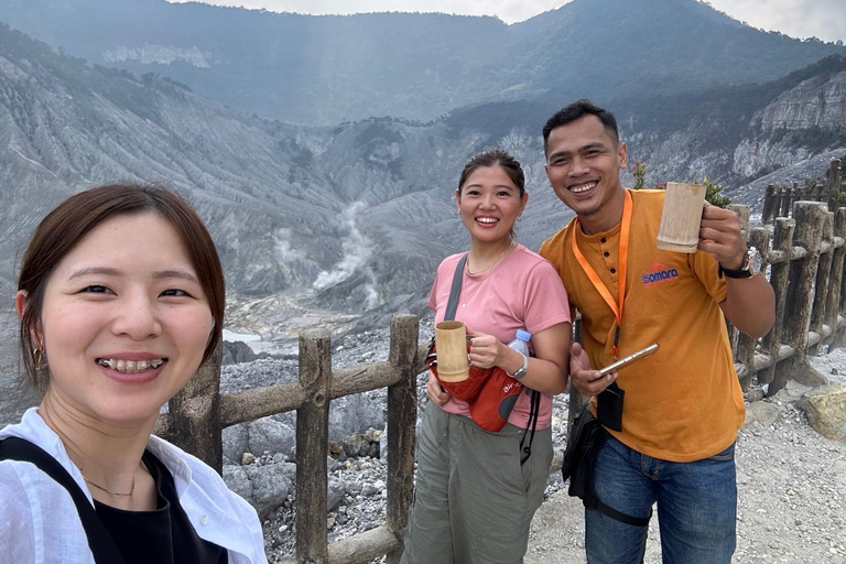 Bandung: Tour del vulcano Tangkuban Parahu e delle aree circostanti