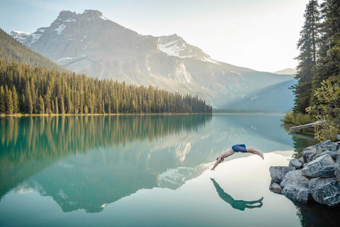 Banff: Lake Louise, Moraine Lake & Emerald Lake Day Tour