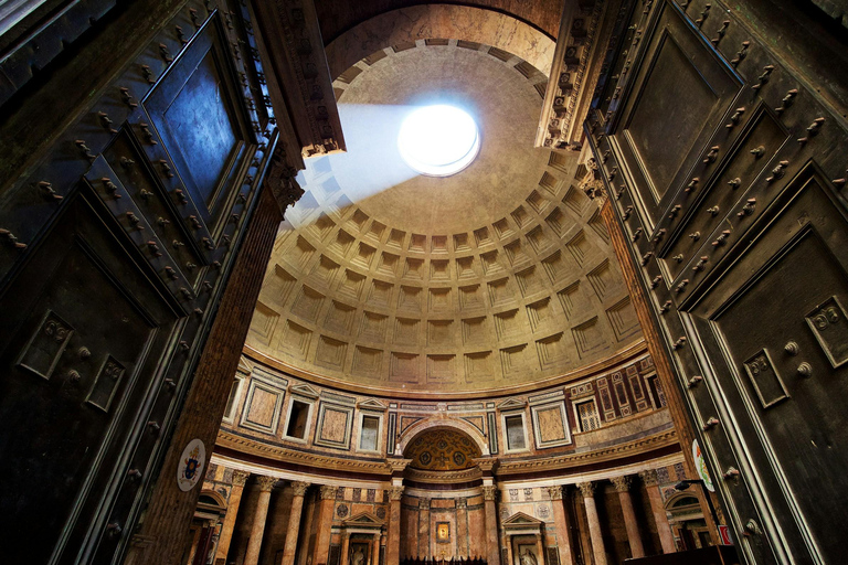 Rome: Pantheon Audio Tour with Pre-Reserved Timed Entry Multilingual App Guide + On-Site Host + Entry Tickets