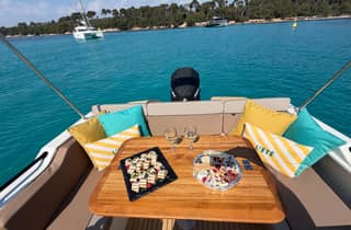 Cannes: Privater Bootsausflug zu den Lérins-Inseln, zur Bucht von Cannes, zum Estérel