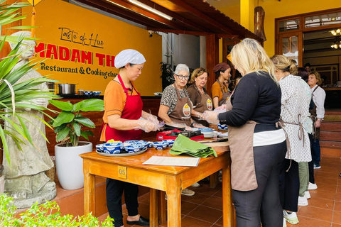 顺化市：顺化牛肉面工作坊 - 顺化传统美食之旅顺化牛肉面汤烹饪工作坊和当地市场之旅