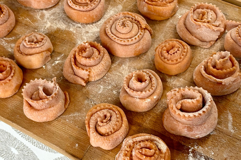Valencia: Fresh Pasta Workshop at an Italian Chef's Home