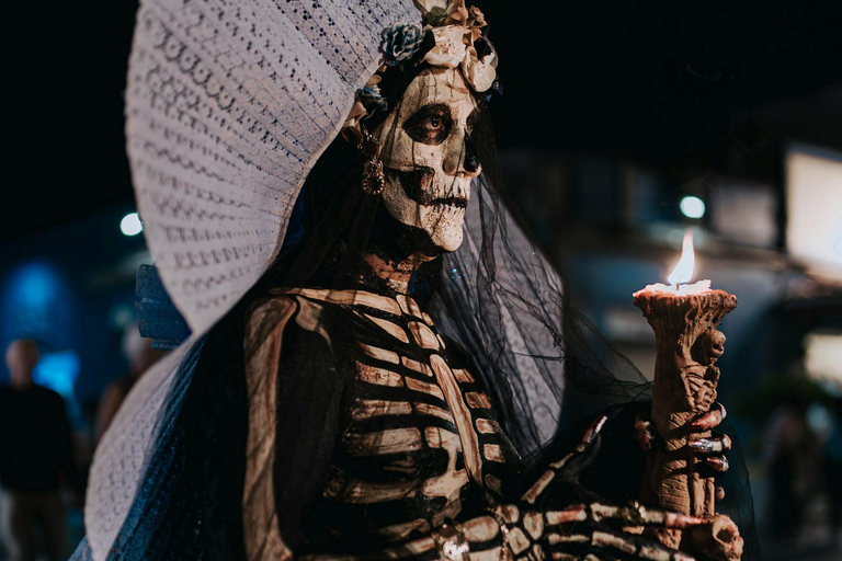 Oaxaca : Photoshoot de la déesse Catrina du Jour des Morts et Mezcal