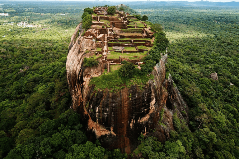 Vanuit Kandy: All-inclusive privétour naar Sigiriya