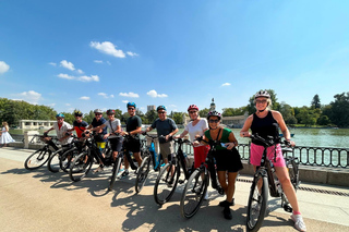 Visite guidée de Madrid à vélo/vélo électrique pour petits groupes