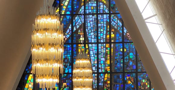 Tromsø: Arctic Cathedral and Tromsø Treasures walking tour