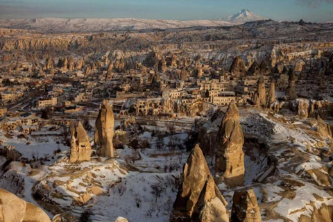 Cappadocia: Red Tour of Valleys, Zelve, and Avanos and Lunch Cappadocia Red Tour