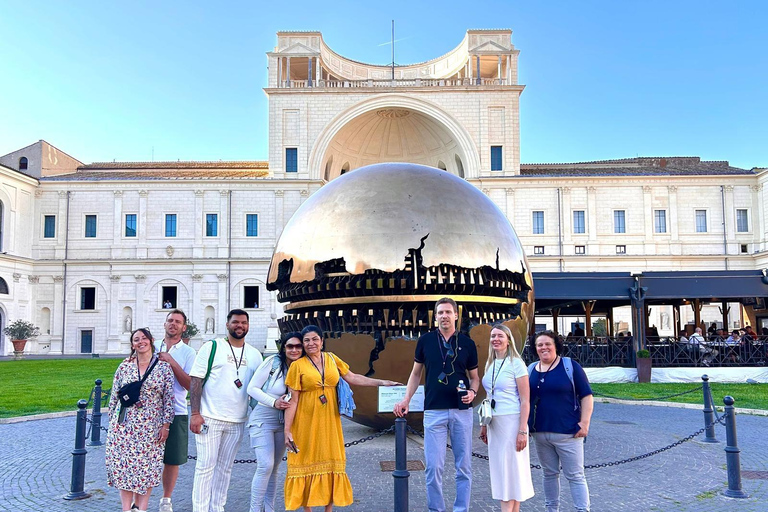 Visita exclusiva de domingo aos Museus do Vaticano e à Capela SistinaVisita aos Museus do Vaticano e à Capela Sistina com ingresso aos domingos