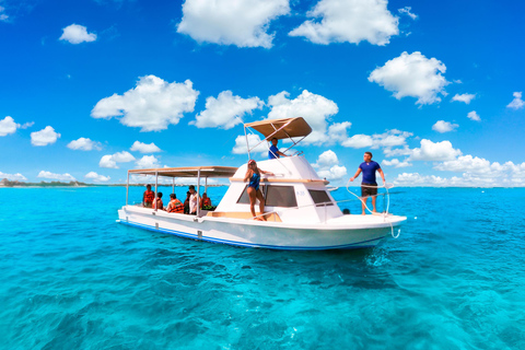 Cancún: Excursión de snorkel por los arrecifes de Puerto Morelos y comida junto al mar