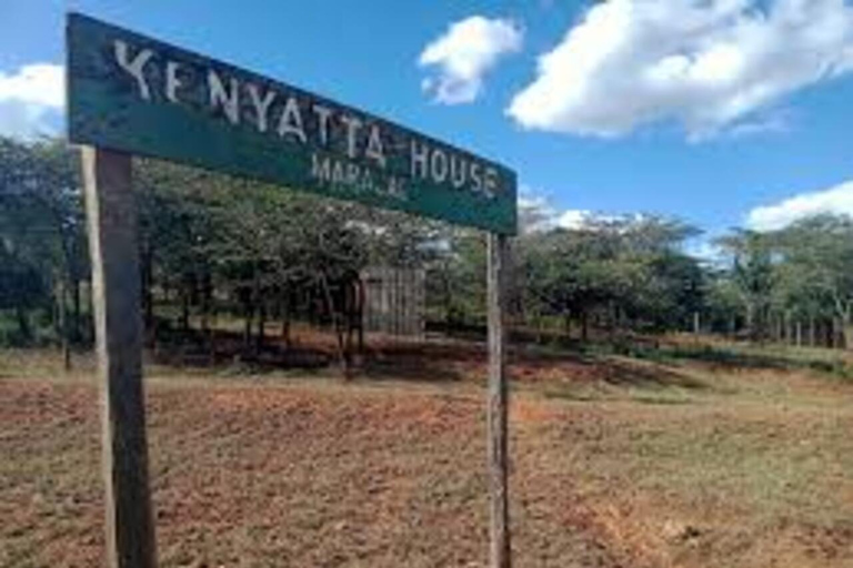 Nairobi: Kenyatta House and City Hall Tour with Pickup