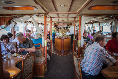 Prague : Dîner-croisière sur la rivière Vltava