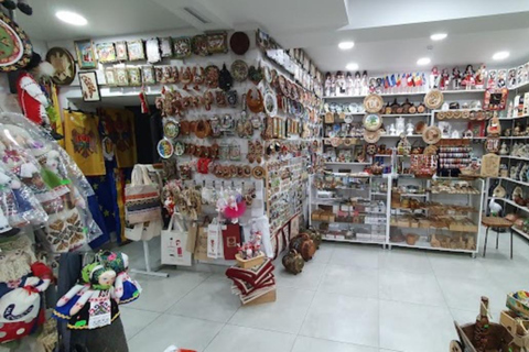 Chisinau: Private City Walking/shopping Tour