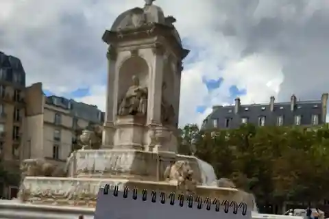 Paris: Plein Air Sketching Course, Drawing & Watercolor