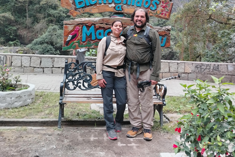 Cusco: Humantay Lagoon Hike with Luxury Domes with Alpacas