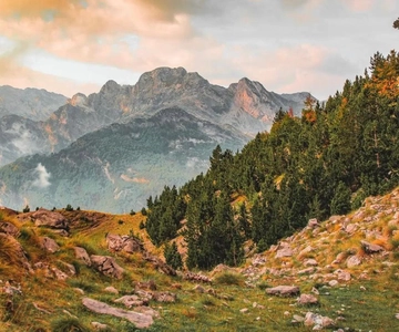 Valbona do Theth: Wędrówka z przewodnikiem, transport + mapa cyfrowa