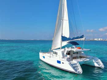 Półdniowa wycieczka katamaranem do Isla Mujeres