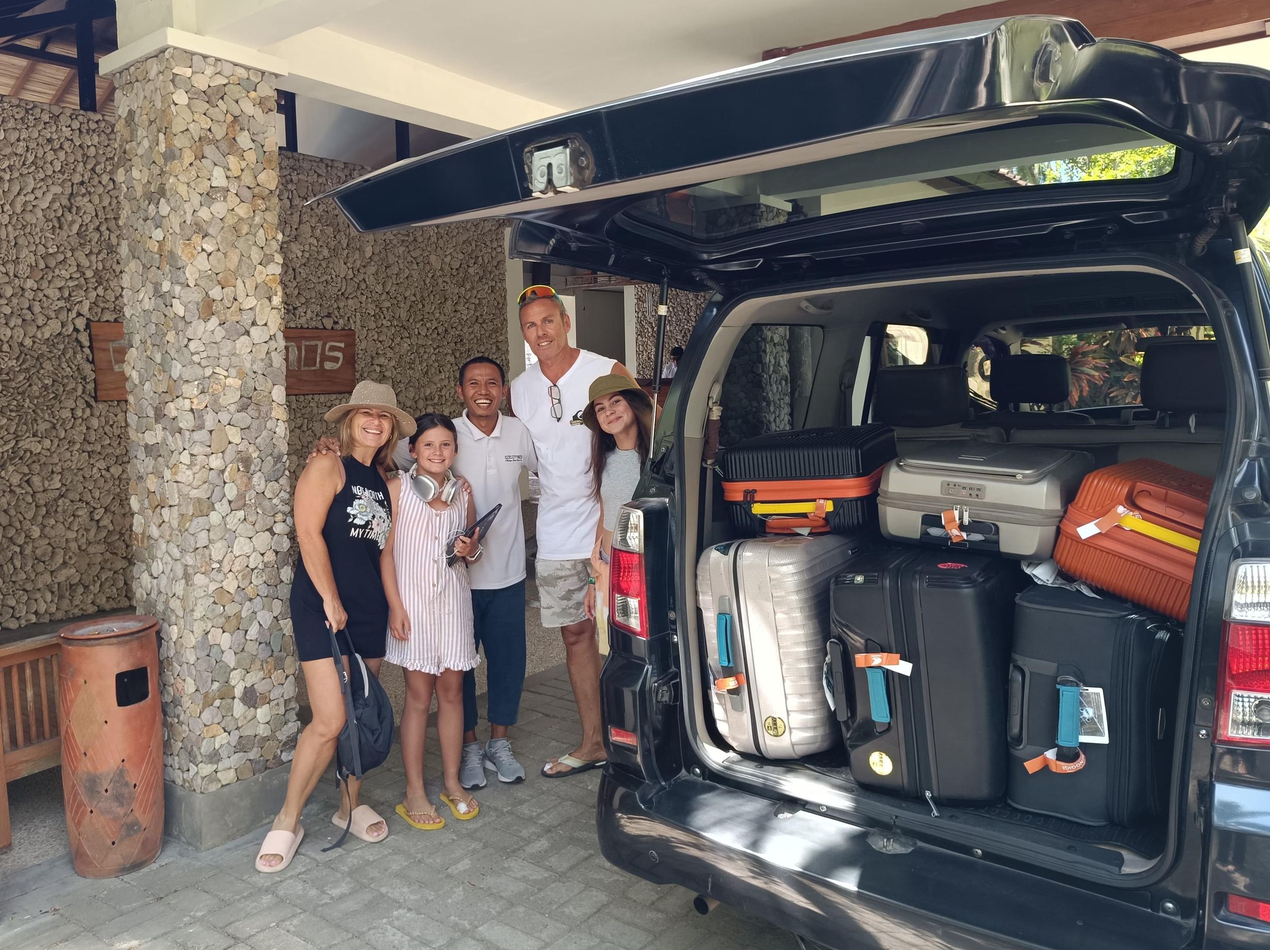Lombok: Privater Autotransfer zum Flughafen, Hotel, Hafen/Port
