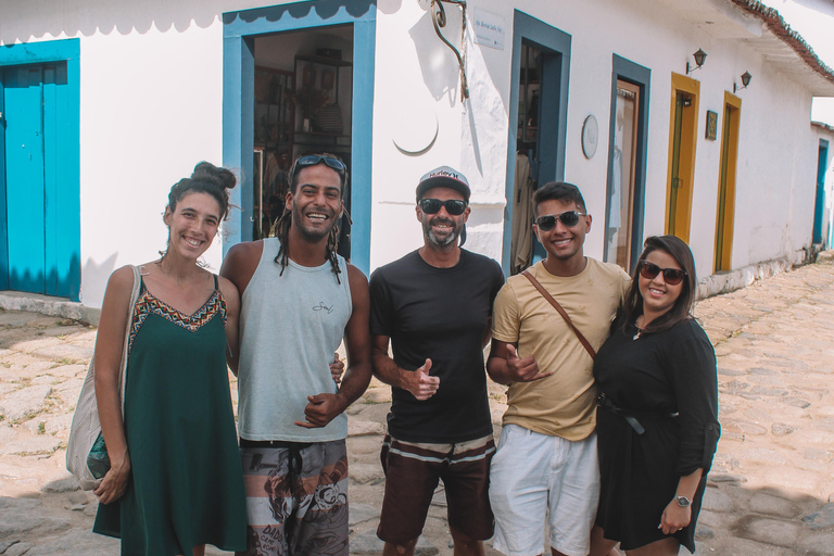 Paraty: Tour a piedi del centro storico e degustazione di cachaça