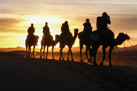 Marrakech: tour de 3 días del desierto del Sahara a MerzougaTour que termina en Fez sin quad