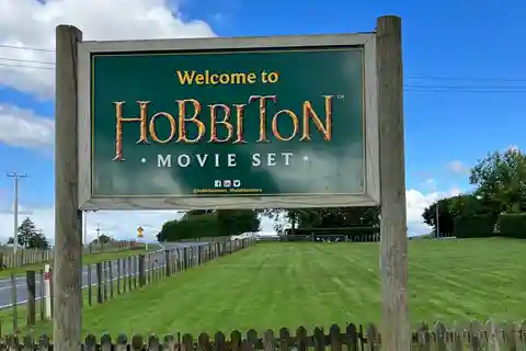 Hobbiton Day Trip Transport From Auckland