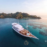 Labuan Bajo: 3D2N Private Komodo Liveaboard | French Guide