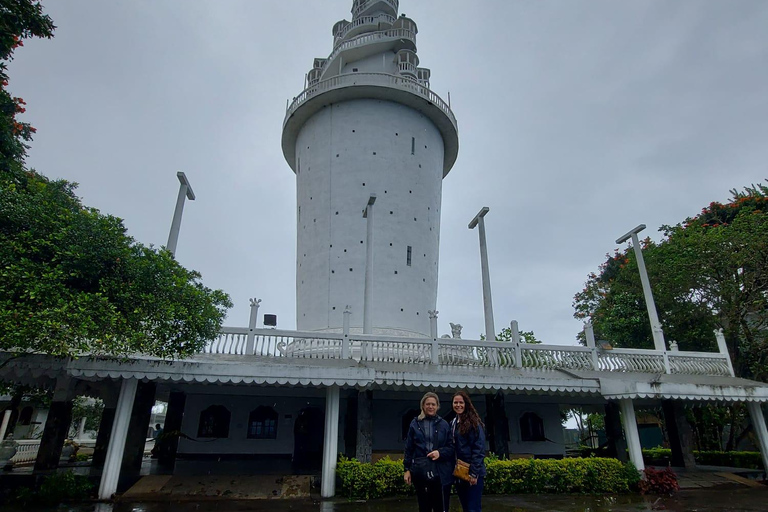 Kandy: Ambuluwawa Tower, Ramboda Falls & Tea Factory Tour