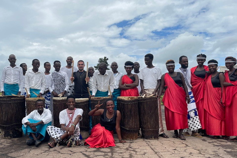 Kigali: Tour cultural por el palacio real, el museo y el memorial.Kigali: Visita cultural al palacio real, el museo y el memorial