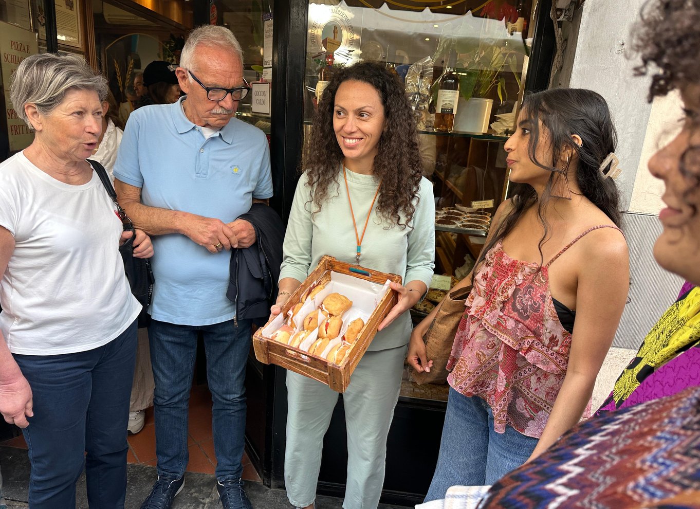 Firenze: Street Food Tour med vin og lokal guide