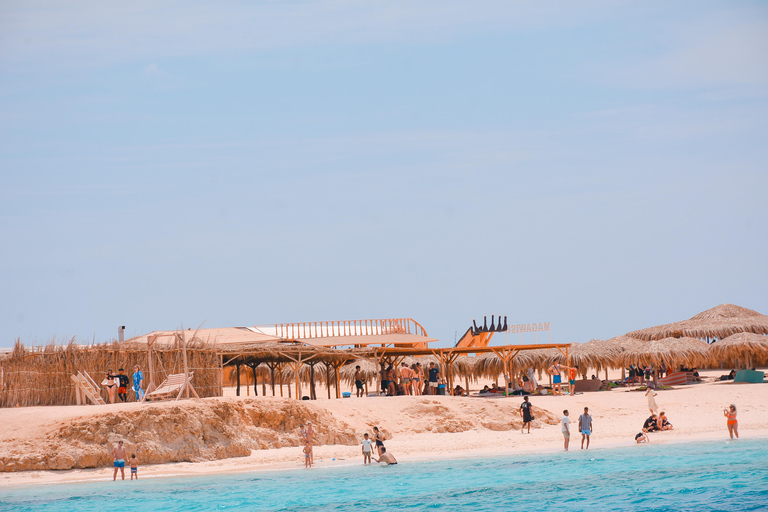 Hurghada: Luxury Catamaran Semi Submarine & Island & Sunset Luxury Catamaran Island With Private Transfer