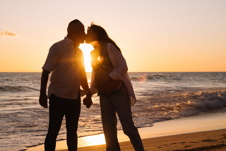 ALGARVE: Professional Photoshoot for Couples & Families Algarve: Private Photoshoot with a Professional Photographer
