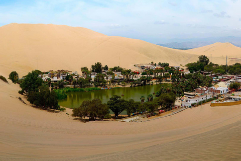 Depuis Lima : Excursion d&#039;une journée aux lignes de Nazca et à l&#039;oasis de Huacachina