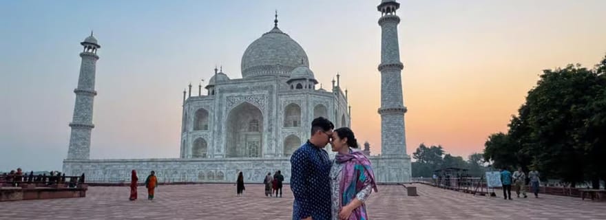 Depuis Delhi : visite du Taj Mahal tout compris avec déjeuner