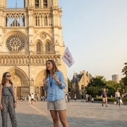 Paris:Notre-Dame Cathedral Interior and Exterior Guided Tour