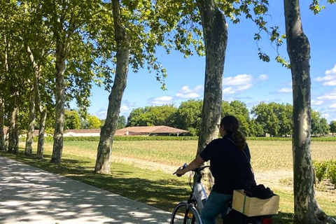 Bordeaux : Visite des vignobles de St-Emilion en e-Bike avec vin et déjeunerBordeaux : visite des vignobles de Saint-Émilion en vélo électrique et déjeuner