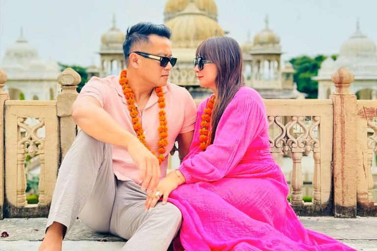 Z Delhi: prywatna wycieczka z przewodnikiem po Jaipurze z odbiorem i dowozemTylko w Jaipurze – samochód, kierowca i przewodnik