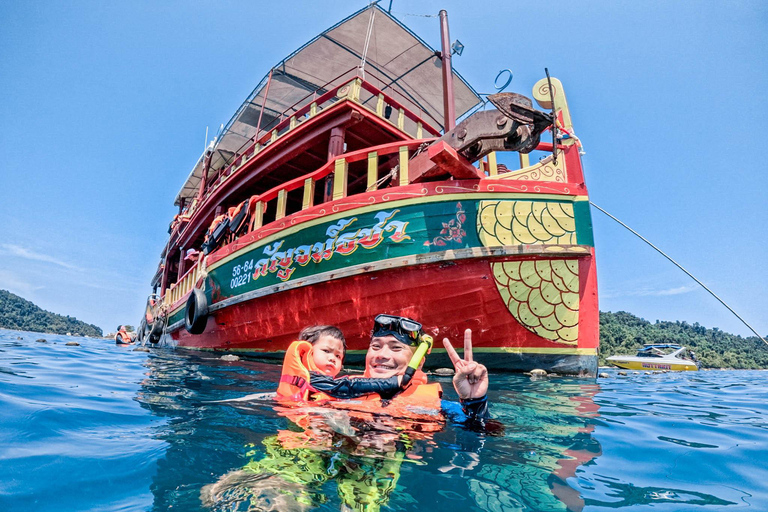 Z Koh Chang: 4 wyspy Snorkel &amp; Beach Tour dużą łodziąRejs wycieczkowy na 4 wyspy: Z transferem do hotelu