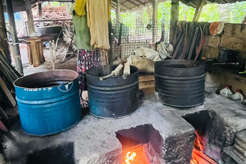 Unawatuna : Traditional Weaving Experience tour with Pickup
