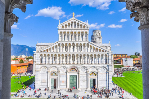 Entrada com hora marcada na Torre Inclinada de Pisa e na Catedral com áudioEntrada com horário marcado para a Torre Inclinada de Pisa e a Catedral com áudio