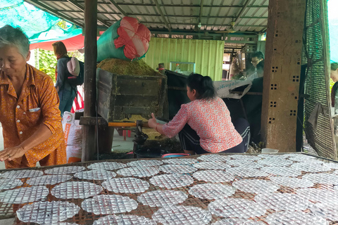 Battambang Ganztägige Tuk Tuk Tour durch Stadt und Land