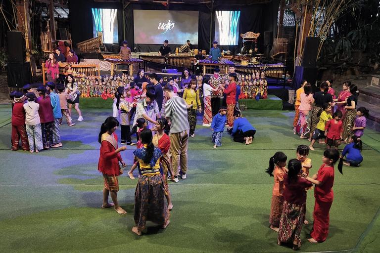 Bandung Countryside Tour: Waterfall, Rice Fields &amp; Culture