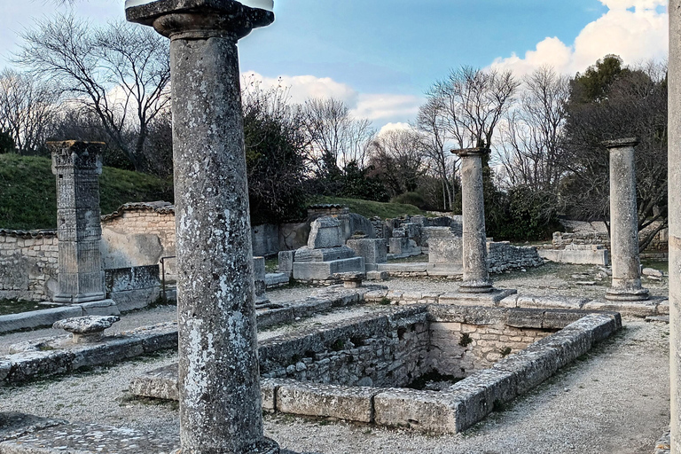 夏季之旅，4天/ 3晚，骑电动自行车探索普罗旺斯夏季之旅，4天/3夜，骑电动自行车探索普罗旺斯