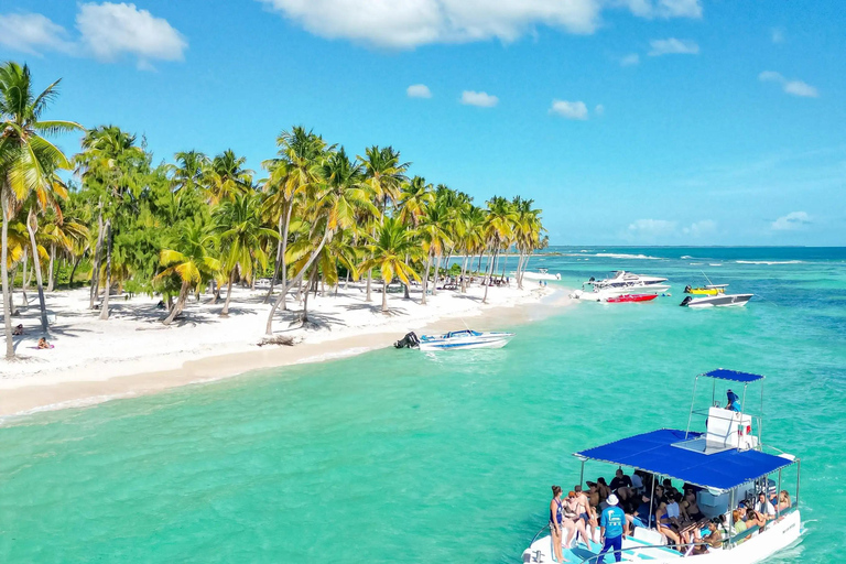 La Romana: rejs wycieczkowy na wyspę Saona z lunchemLa Romana: Rejs wycieczkowy na wyspę Saona z lunchem