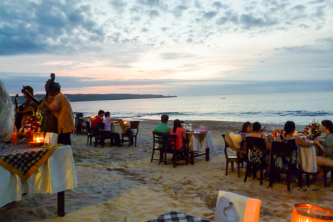 Solnedgång på Bali: Uluwatu-templet, Kecak-dans och Jimbaran BayBali: Solnedgång, Uluwatu-templet, elddans &amp; Jimbaranbukten