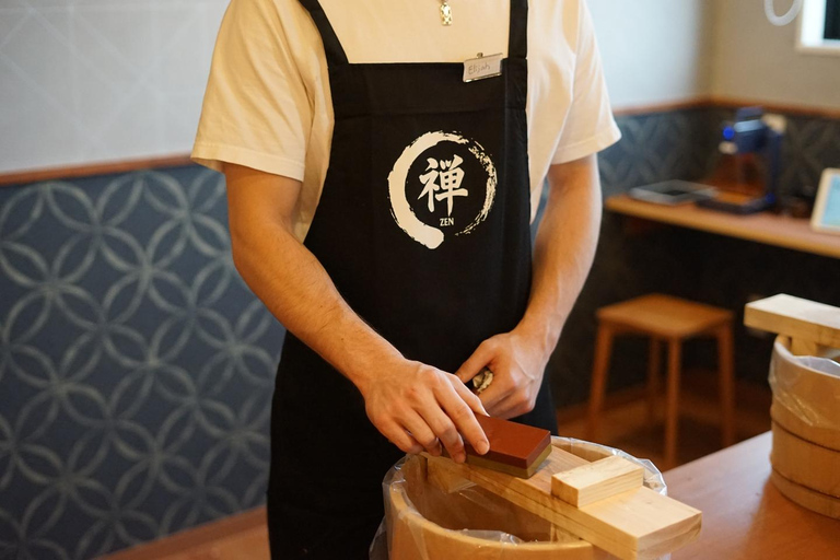 Kyoto: Japanese Knife Craft & Sharpening Workshop in Gion