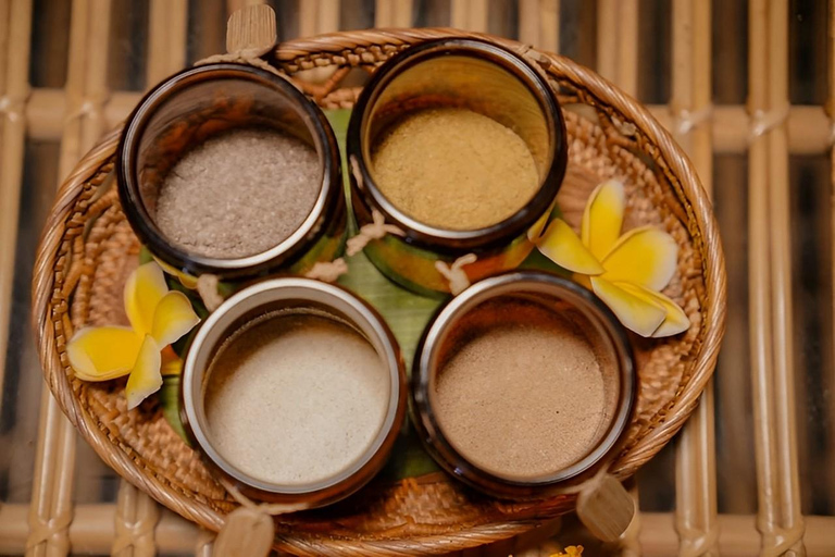 Bali : Ubud : Spa balinais de luxe et bain de fleurs